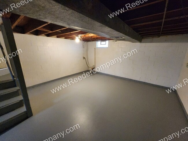 Building Photo - 2 bedroom townhome, minutes from highway and Morton High School