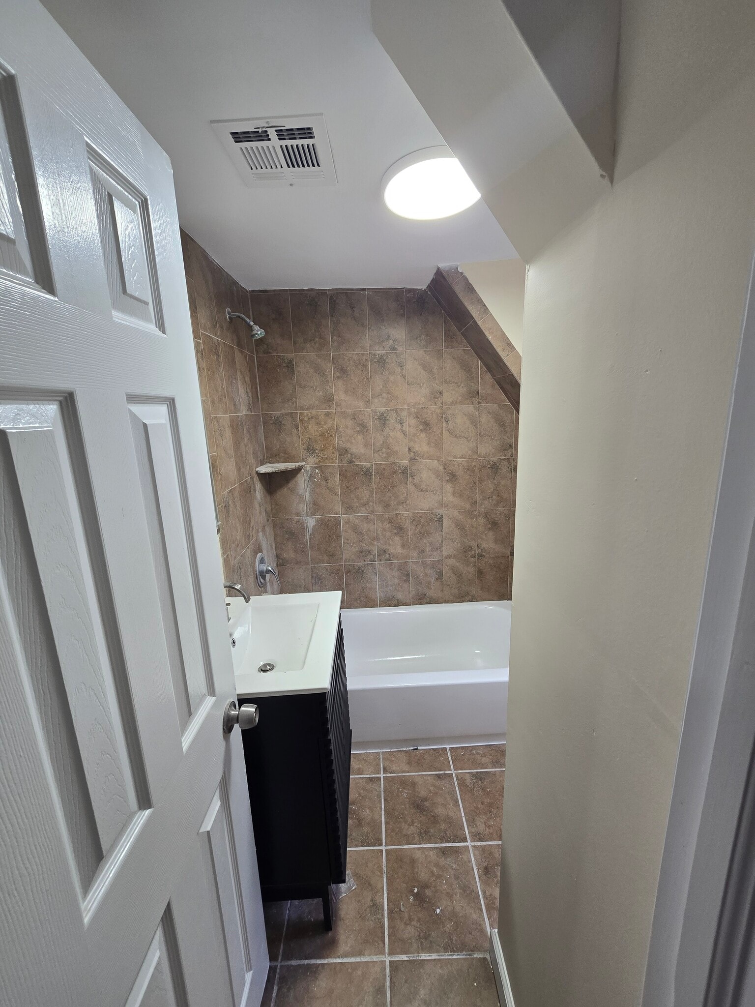 Building Photo - 231 N Clinton St