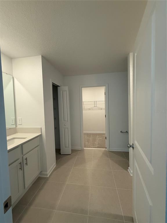 Building Photo - 2528 Absolute Ave