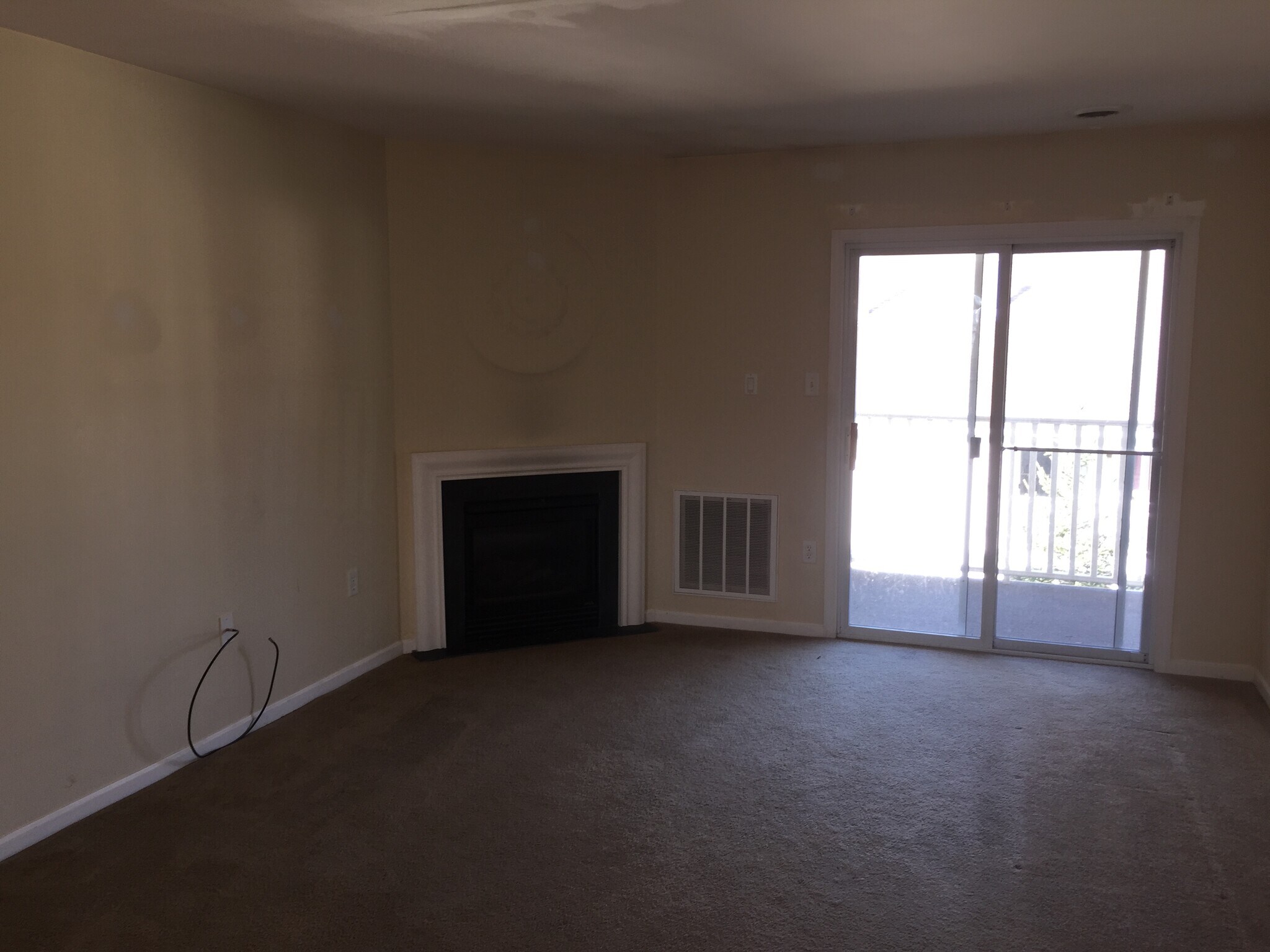 Building Photo - 35 Christine Dr