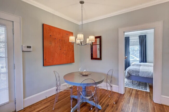 Building Photo - 800 Magnolia Ave