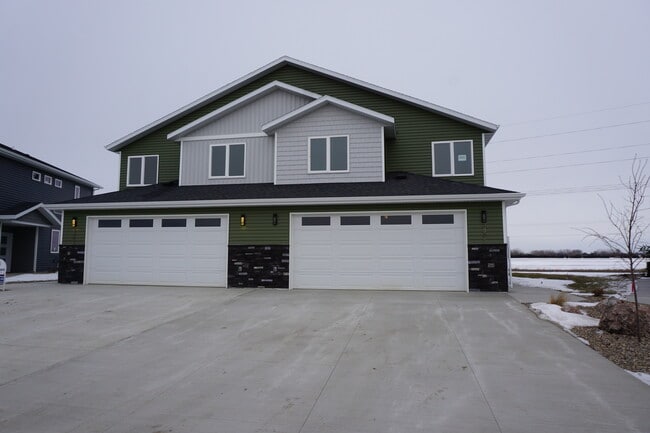 Building Photo - 3811 Stacy Dr