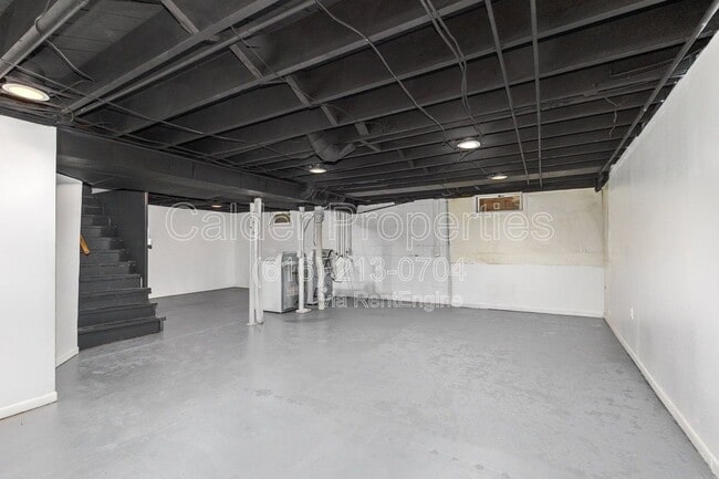 Building Photo - 1031 Merrifield St SE