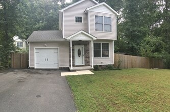 Building Photo - 854 Redwood Trail