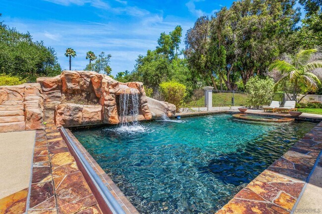 Building Photo - 6704 Rancho Lakes Ct