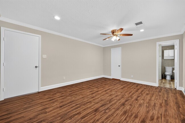 Building Photo - 4038 Cheena Dr