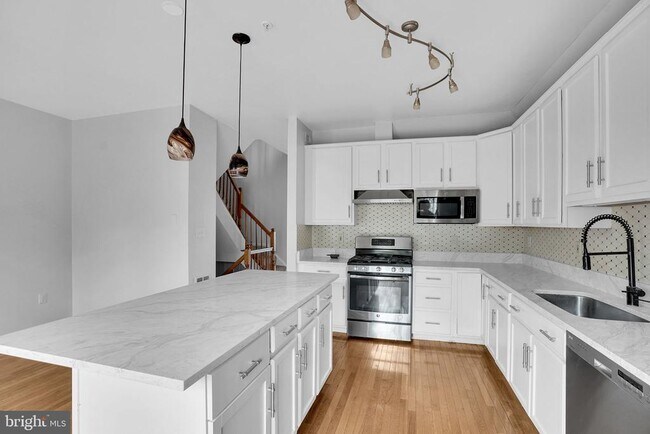 Building Photo - 12015 Panthers Ridge Dr