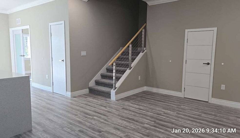 Building Photo - 1818 Brentwood Ct