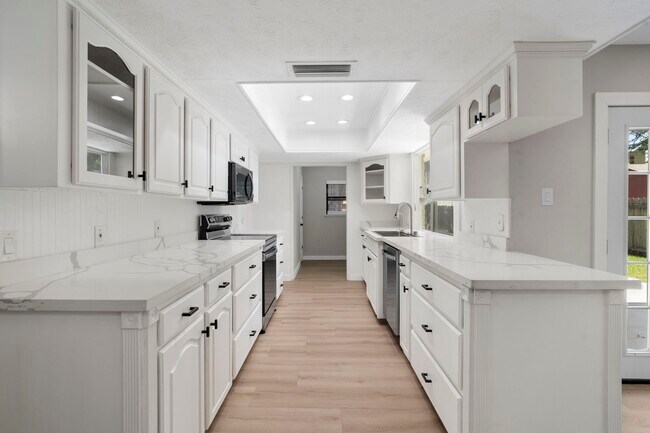 Building Photo - 3902 Marywood Dr