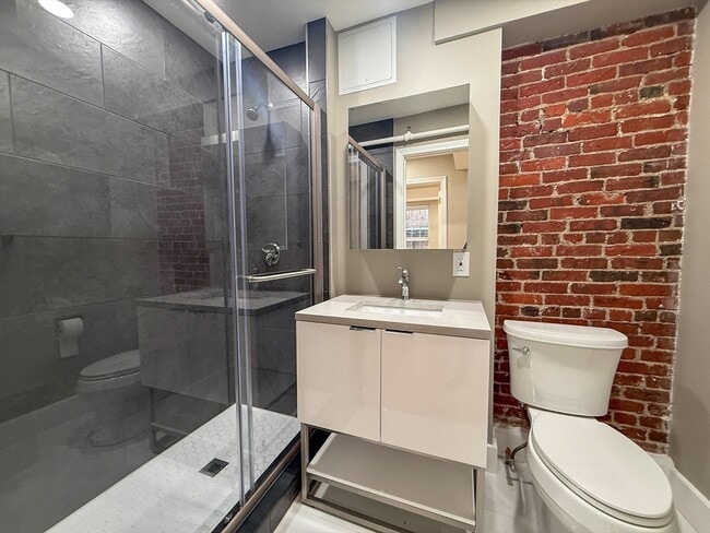 Building Photo - 48 Winter St