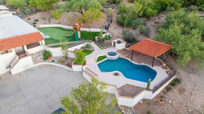 Building Photo - 2940 E Camino Juan Paisano