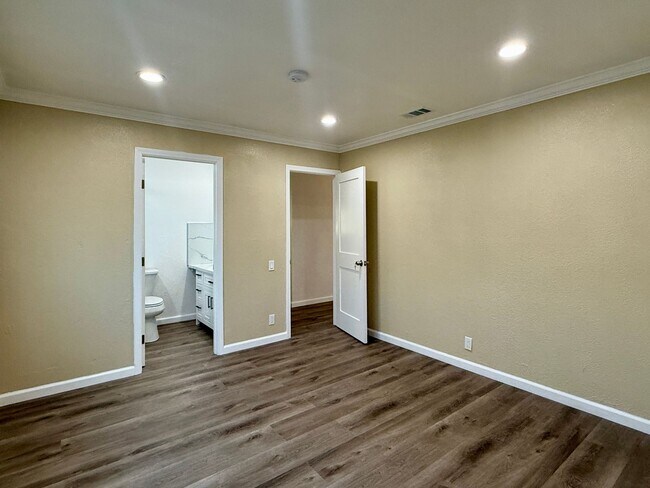 Building Photo - Updated 4 Bedroom 2 Bath Single Family Home in San Jose