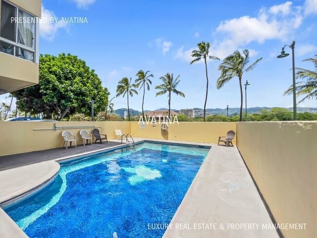 Building Photo - 2533 Ala Wai Blvd