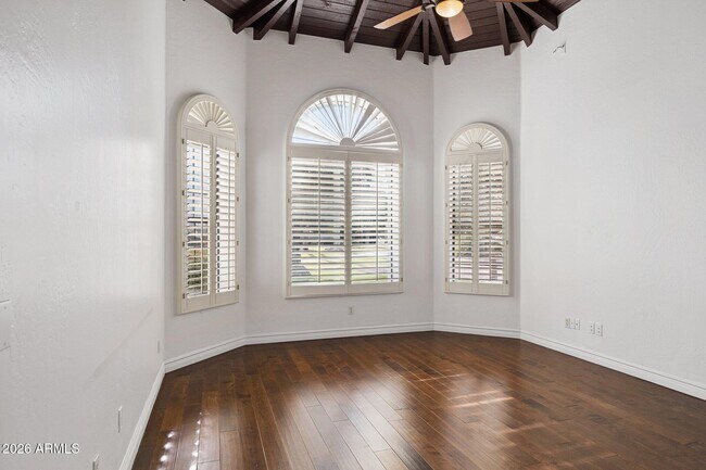 Building Photo - 8303 N 61st Pl