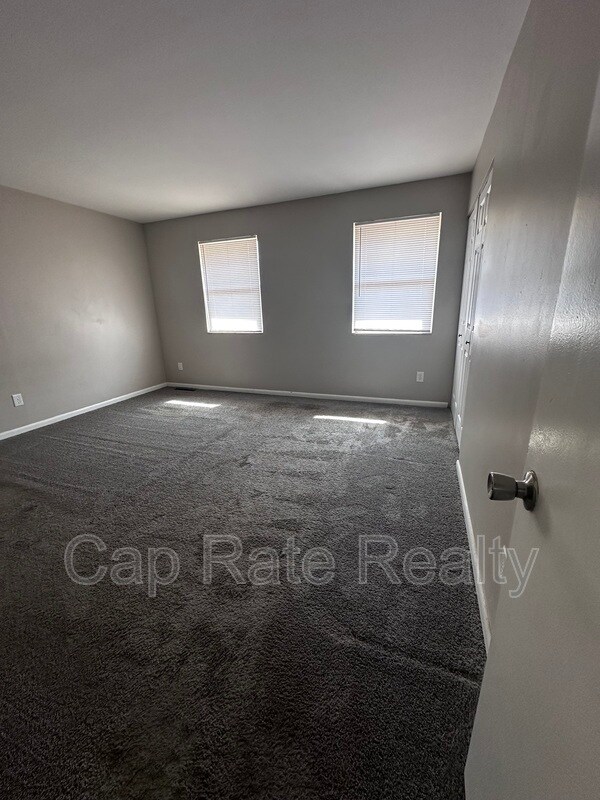 Building Photo - 1648 Smith Rd