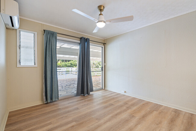 Building Photo - 1007 Maunawili Rd