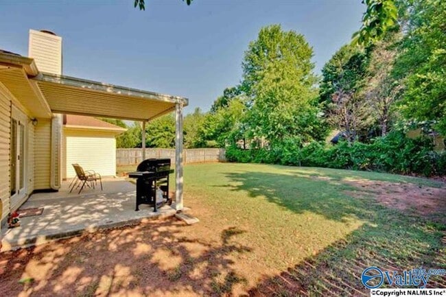 Building Photo - 108 Portal Ln
