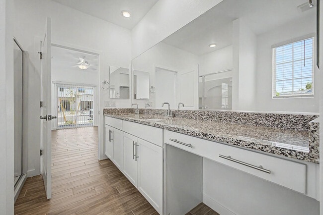 Building Photo - 8232 E University Dr