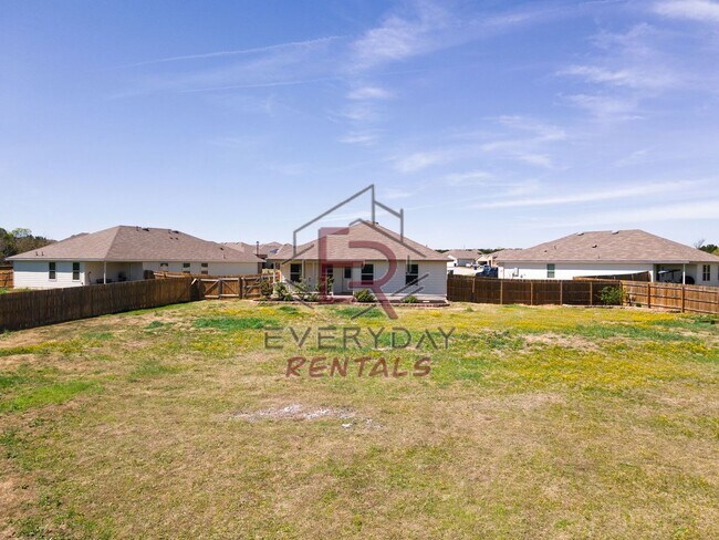 Building Photo - 2569 Merganser Dr