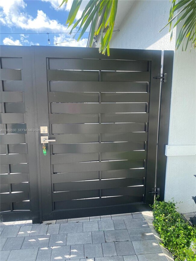 Building Photo - 16930 SW 289th Ter