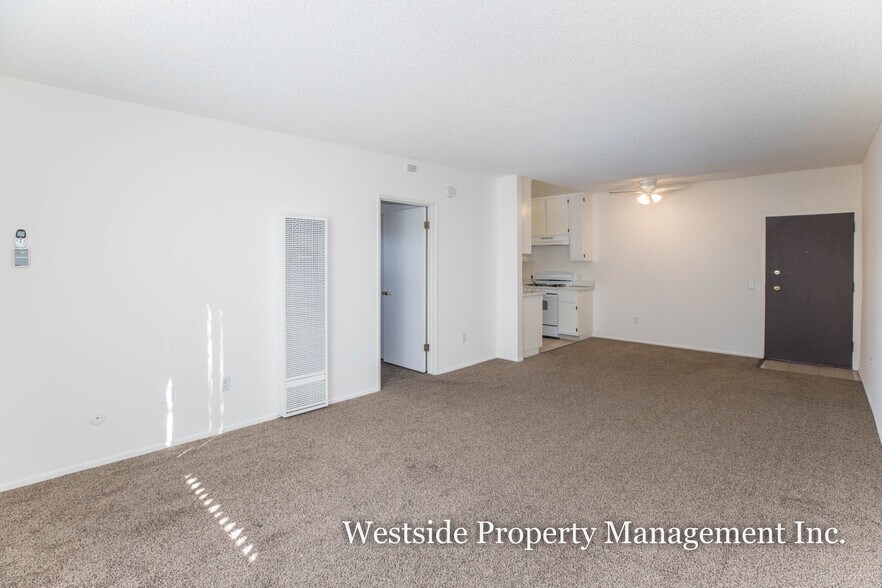 Building Photo - 6253 Luxury Apartments