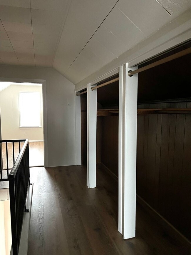 Building Photo - Enka Village Home for rent. 2 bedroom/1 ba...