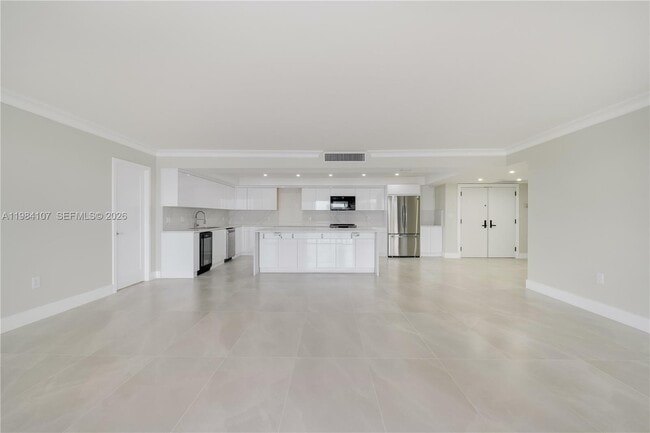 Building Photo - 1 Grove Isle Dr