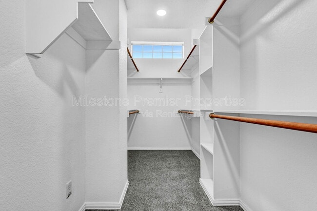 Building Photo - 207 Starr St