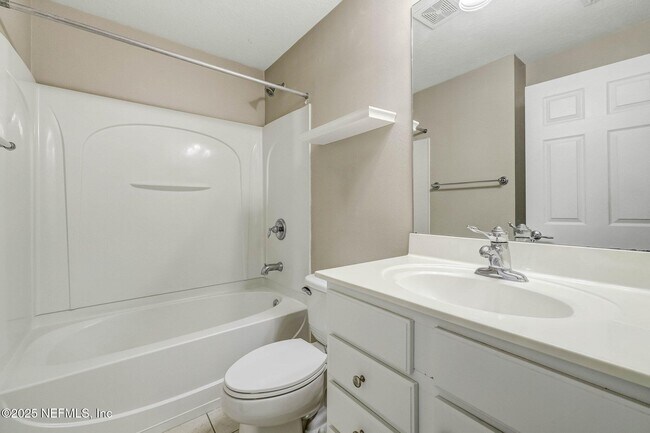 Building Photo - 6609 Spring Flower Ct