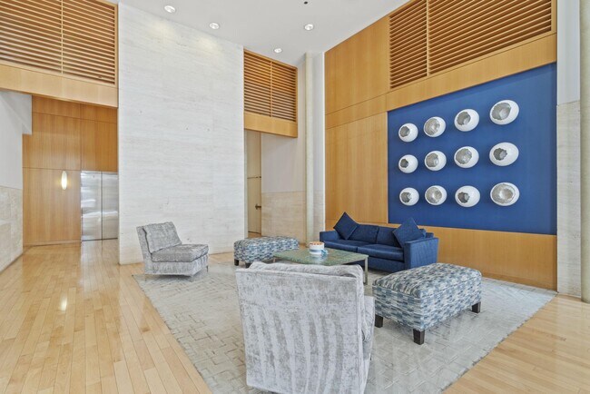Building Photo - 675 E St NW