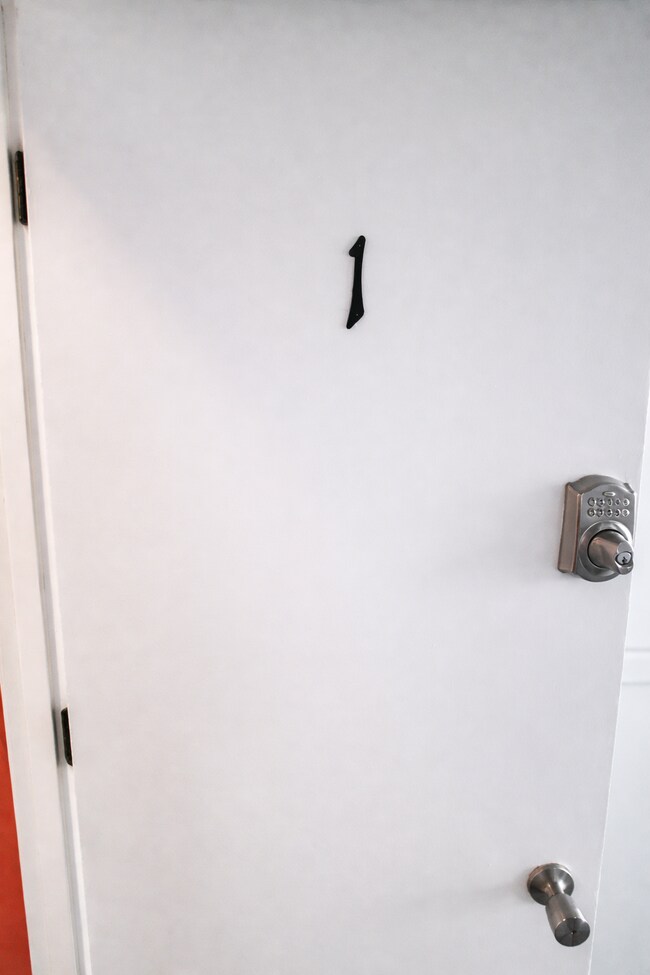 Building Photo - 1330 Locust St