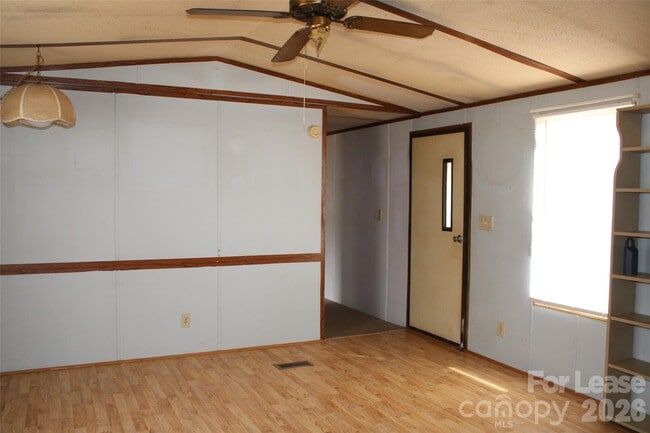 Building Photo - 8304 Stayman Ct