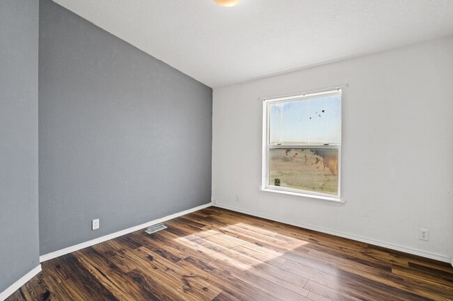 Building Photo - Country Living with a Huge Shop - 3BR on Acreage, Livestock Welcome!