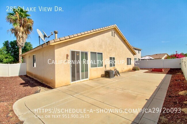 Building Photo - 2856 Lake View Dr