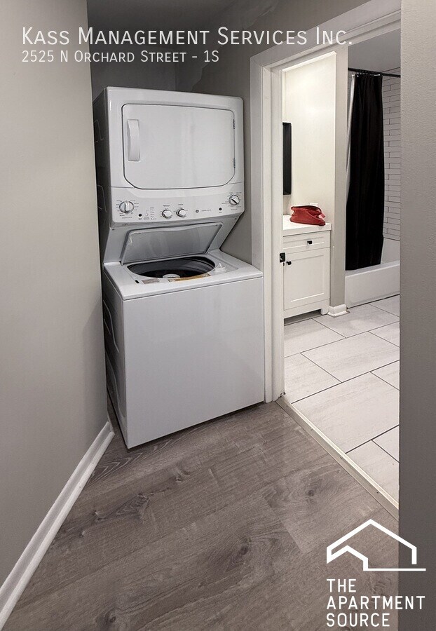 Building Photo - 2524 N Orchard St