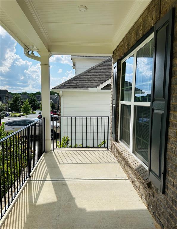 Building Photo - 4800 Sierra Creek Dr NE