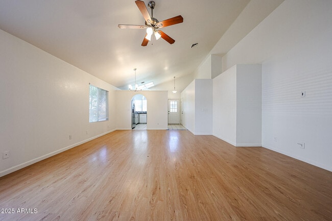 Building Photo - 214 S Rush Cir E