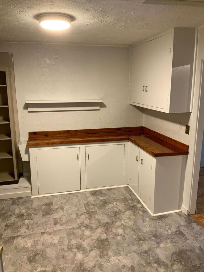 Building Photo - 2868 Bailey Ln