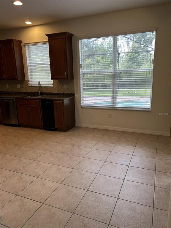 Building Photo - 18022 Maui Isle Dr