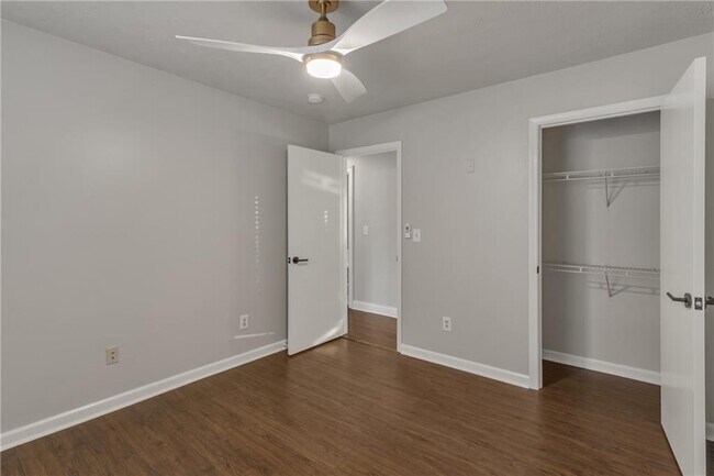 Building Photo - 4835 Camberbridge Dr
