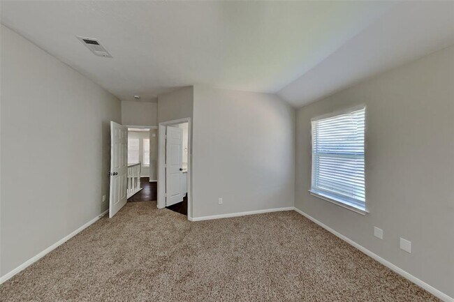 Building Photo - 6307 Briar Cross Ct
