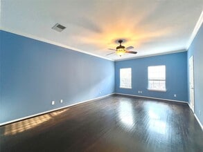 Building Photo - 6831 Staffordshire Blvd