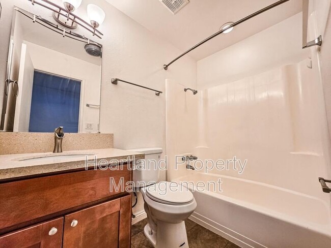 Building Photo - 8284 Echo Dell Rd