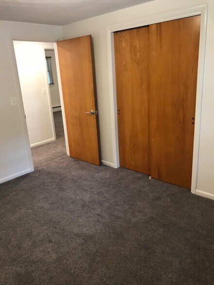 Building Photo - 1507 Armacost Rd