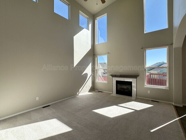 Building Photo - 8131 Oliver Rd