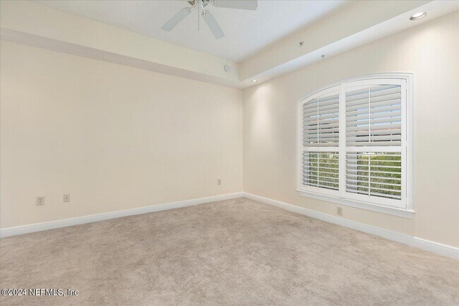Building Photo - 4300 S Beach Pkwy