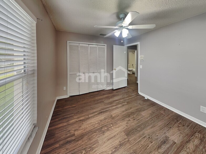 Building Photo - 139 N Cervidae Dr