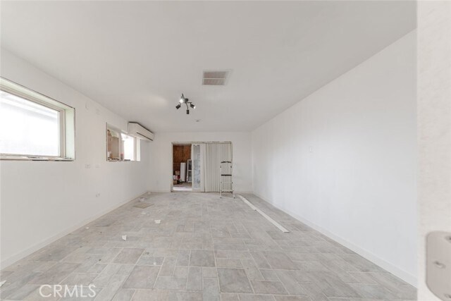 Building Photo - 16822 Glenfall Ave