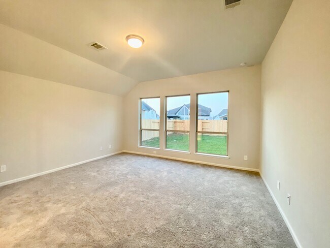 Building Photo - 9411 Trestle Creek Ct