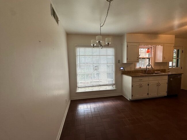 Building Photo - 5901 Brierdale Ave